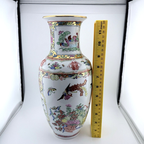 Vintage 12.5” Famille Rose Style Hand-Painted Chinese Porcelain Vase 12.5” - Picture 14 of 14